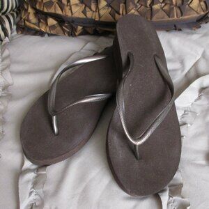 wedge heeled flip flops